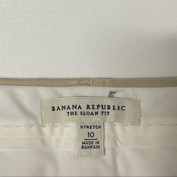 Banana Republic | The Sloan Fit Tan Capri’s - Picture 3 of 6